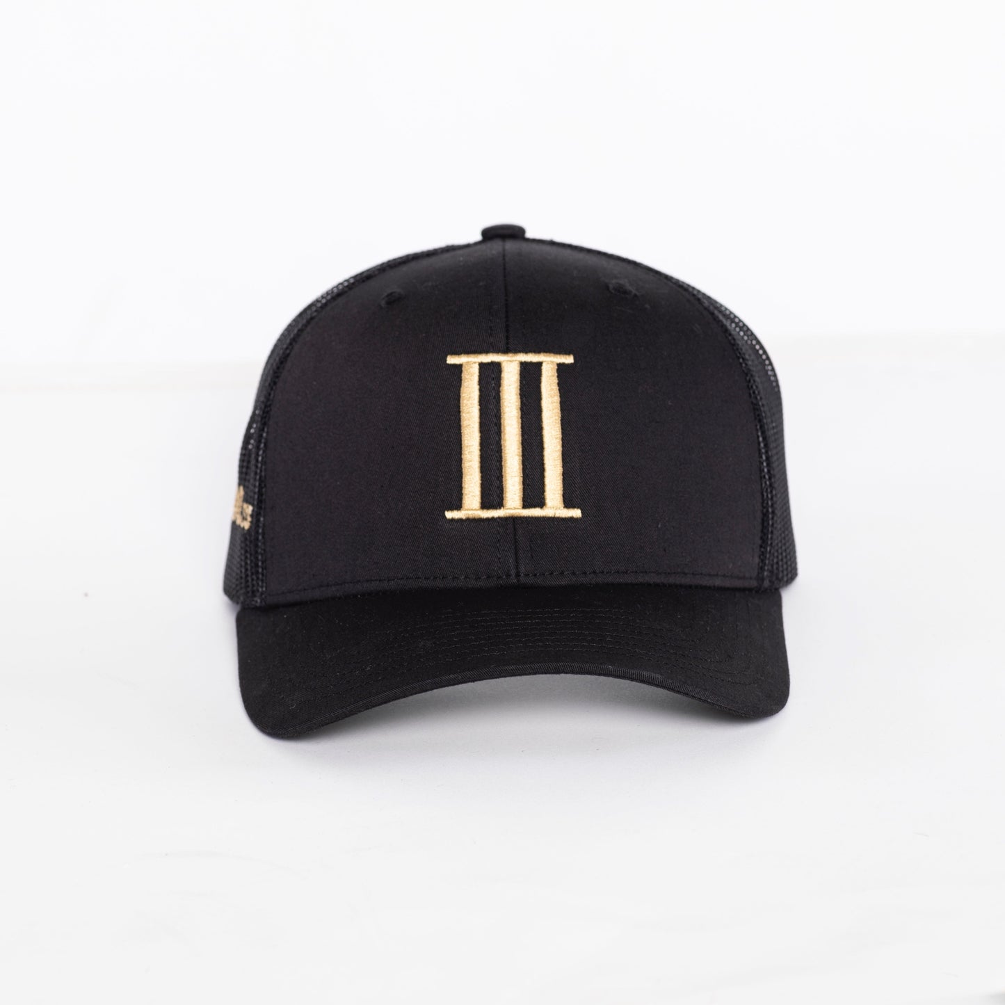Simoo Foundation Black Trucker